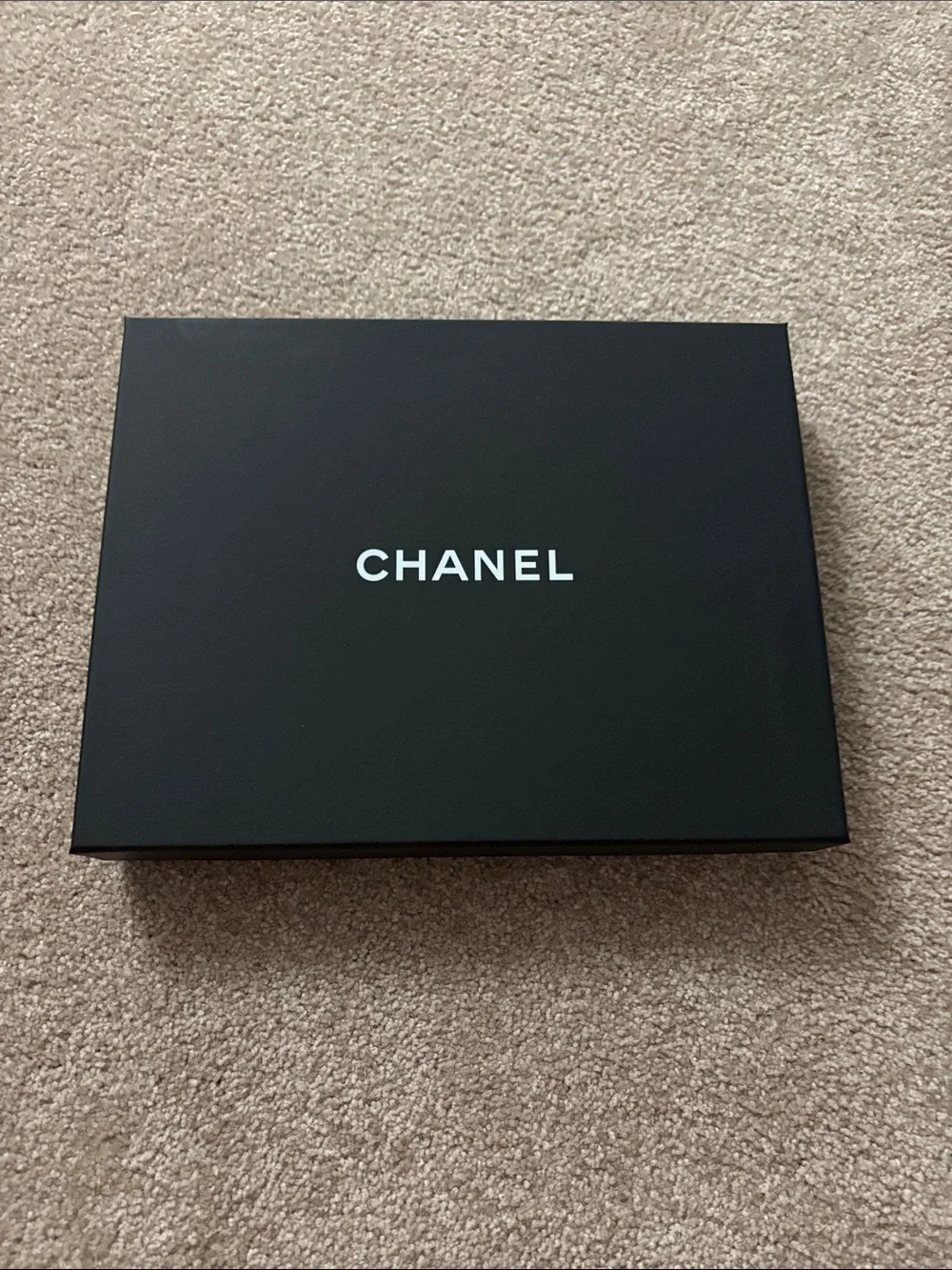 NEW Chanel gift box, 100% authentic